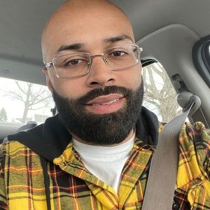 Meet your Posher, Corey